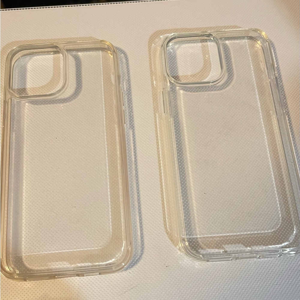 Bundle of 2 clear phone cases for iPhone 12 Pro Max